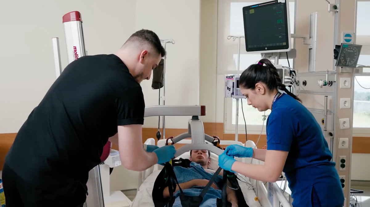 Özel Dal Hemşireleri ve Vaka Yönetimi