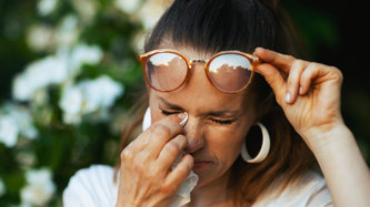 Göz Kaşıntısı Neden Olur? Göz Kaşıntısına Ne İyi Gelir? 