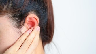 Kulak Arkası Şişlik Neden Olur?