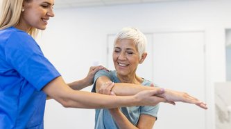 Omuz ve Dirsek Cerrahisi Nedir? Hangi Hastalıklara Bakar?